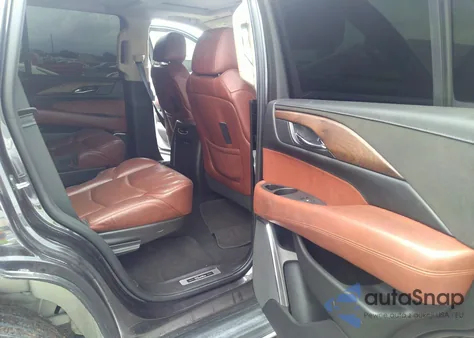 2018 Cadillac Escalade Luxury from USA, damaged, VIN 1GYS3BKJ7JR204609